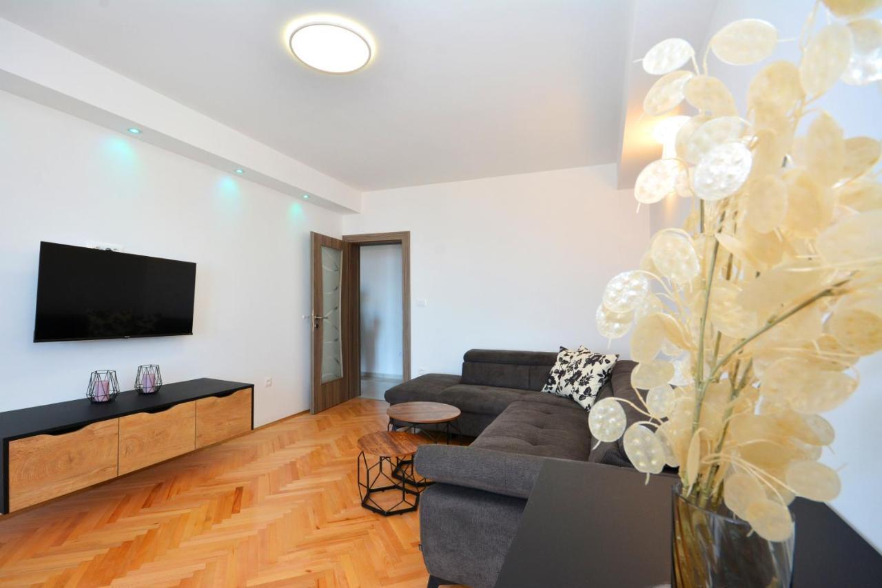 Apartments Radeljic 珀德垂那 外观 照片